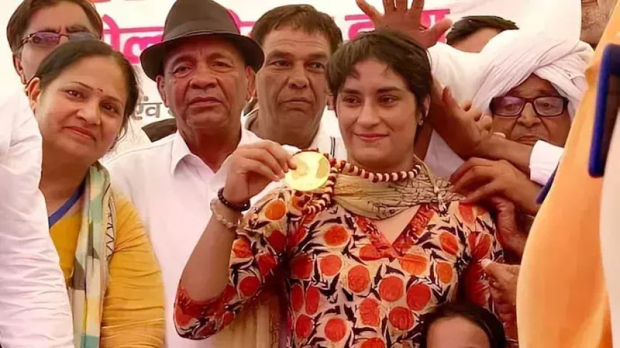 Vinesh Phogat: వినేశ్‌ ఫొగాట్‌కు గోల్డ్ మెడల్! ఇచ్చింది ఎవరంటే..